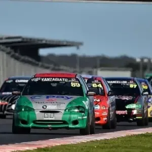 Grid start with the Vantagiato car among the pack
